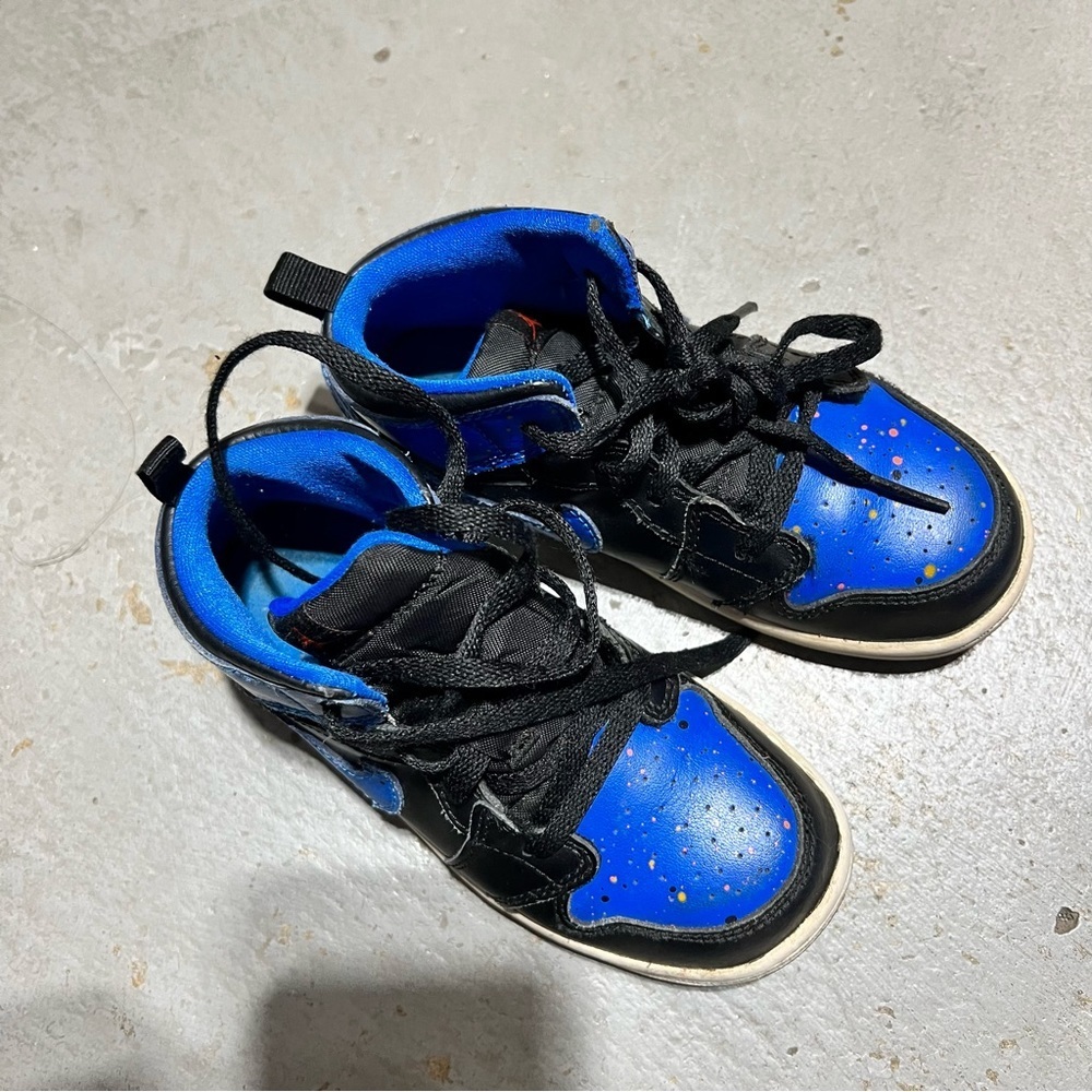 Nike Air Jordan 1 Mid BT Royal Splatter Kids Size 10C EUC